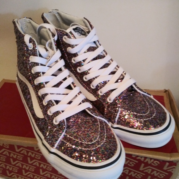 Van Sneakers - Picture 2 of 6